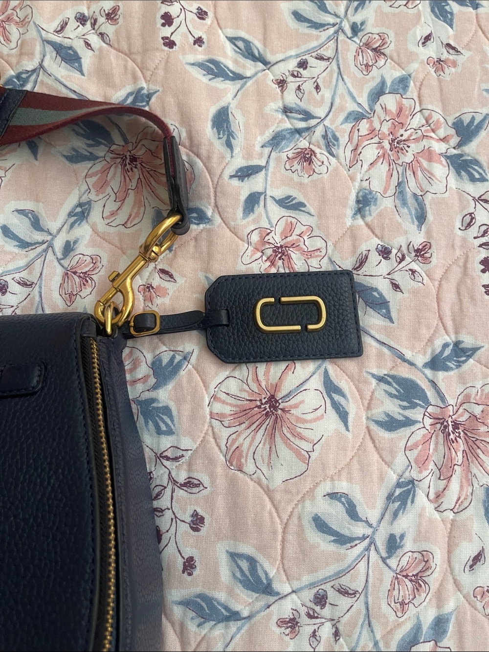 Marc Jacobs Crossbody with grey and burgundy strap for @denawilliams246 - Picture 9 of 13